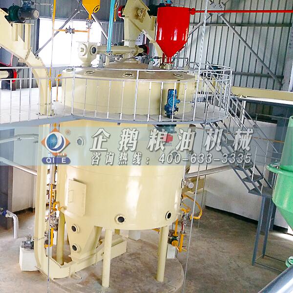米糠油浸出加工設(shè)備 米糠油浸出加工設(shè)備